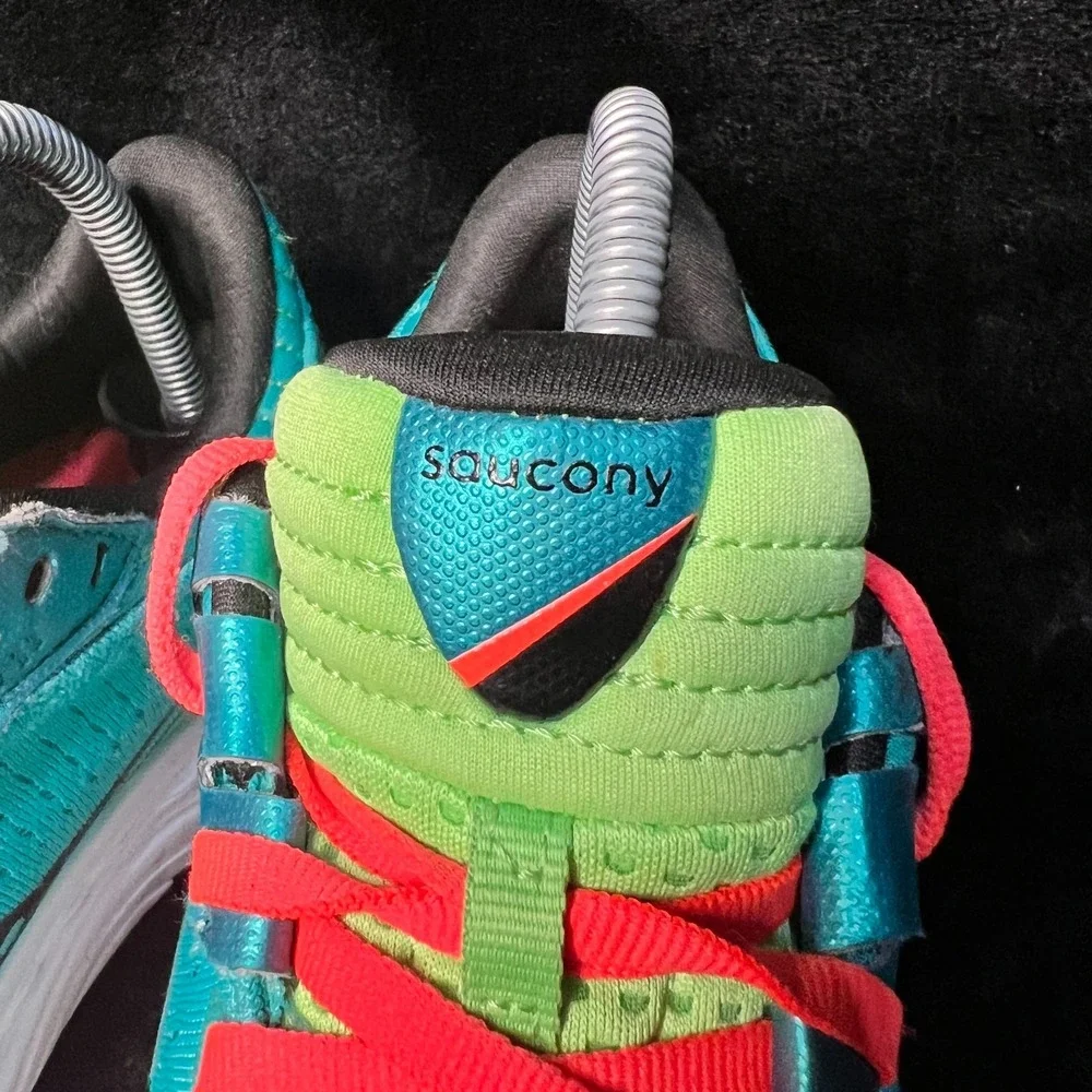 Saucony Kinvara 11 S10551-10 Womens 8.5 Athletic Running Shoes Aqua Blue Sneaker